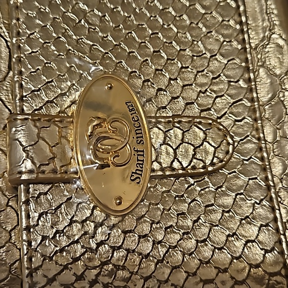 Sharif NWOT gold metallic croc embossed wristlet - Picture 2 of 9